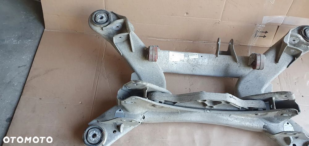 Wózek sanki belka tył Audi A8 D3 4E0505235F - 2