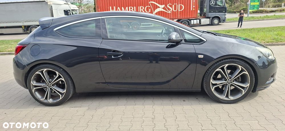 Opel Astra 1.6 Turbo Innovation - 21