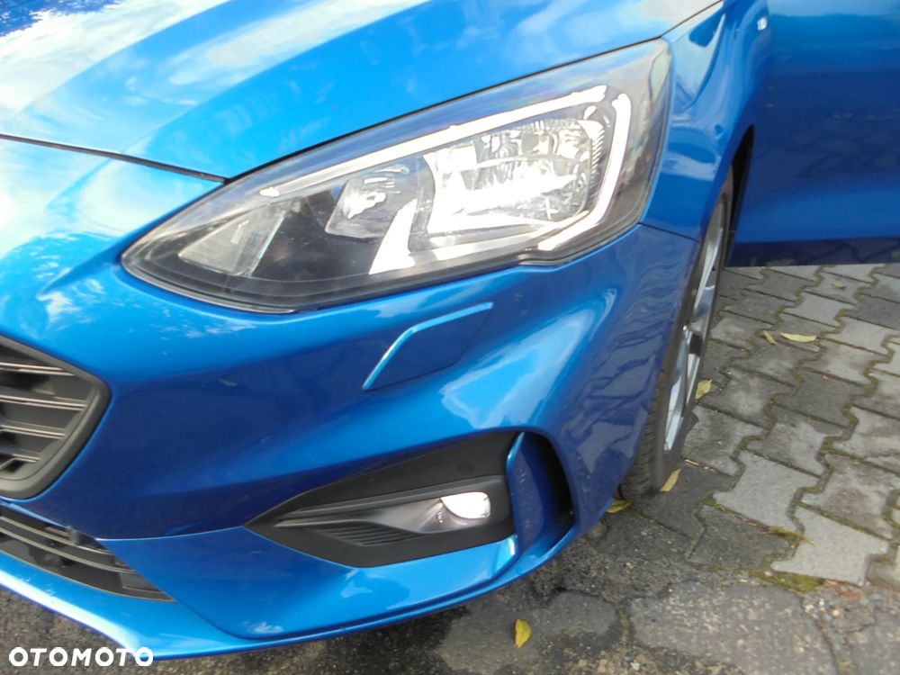 Ford Focus 1.5 EcoBlue Start-Stopp-System ST-LINE - 39