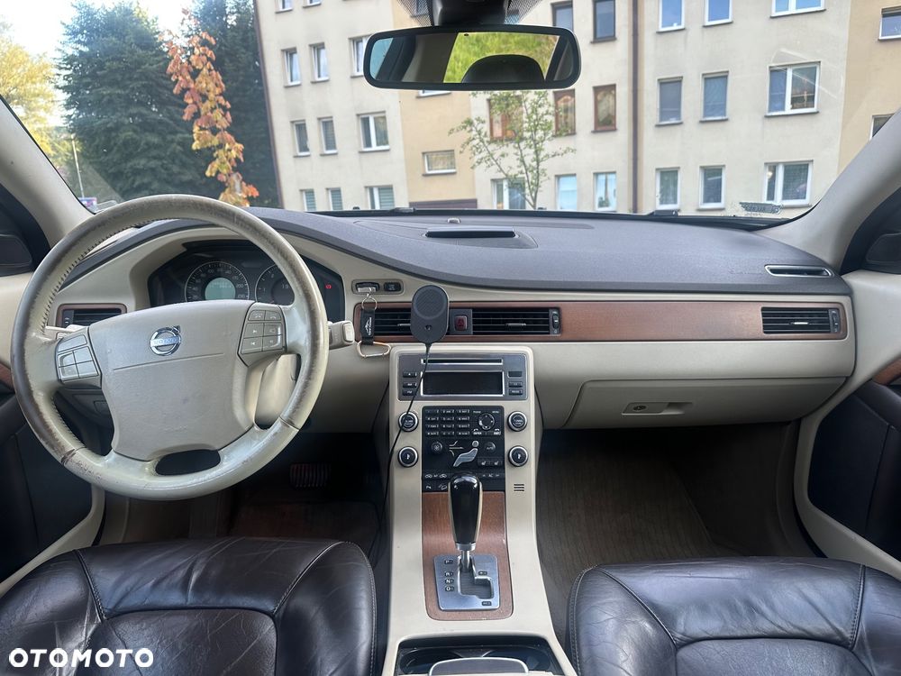 Volvo XC 70 D5 AWD Geartronic Summum - 28