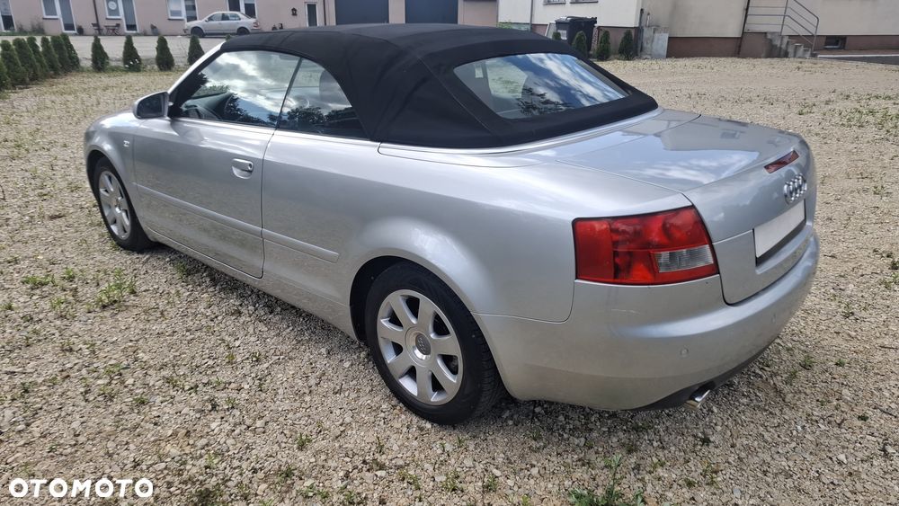 Audi A4 Cabrio - 13