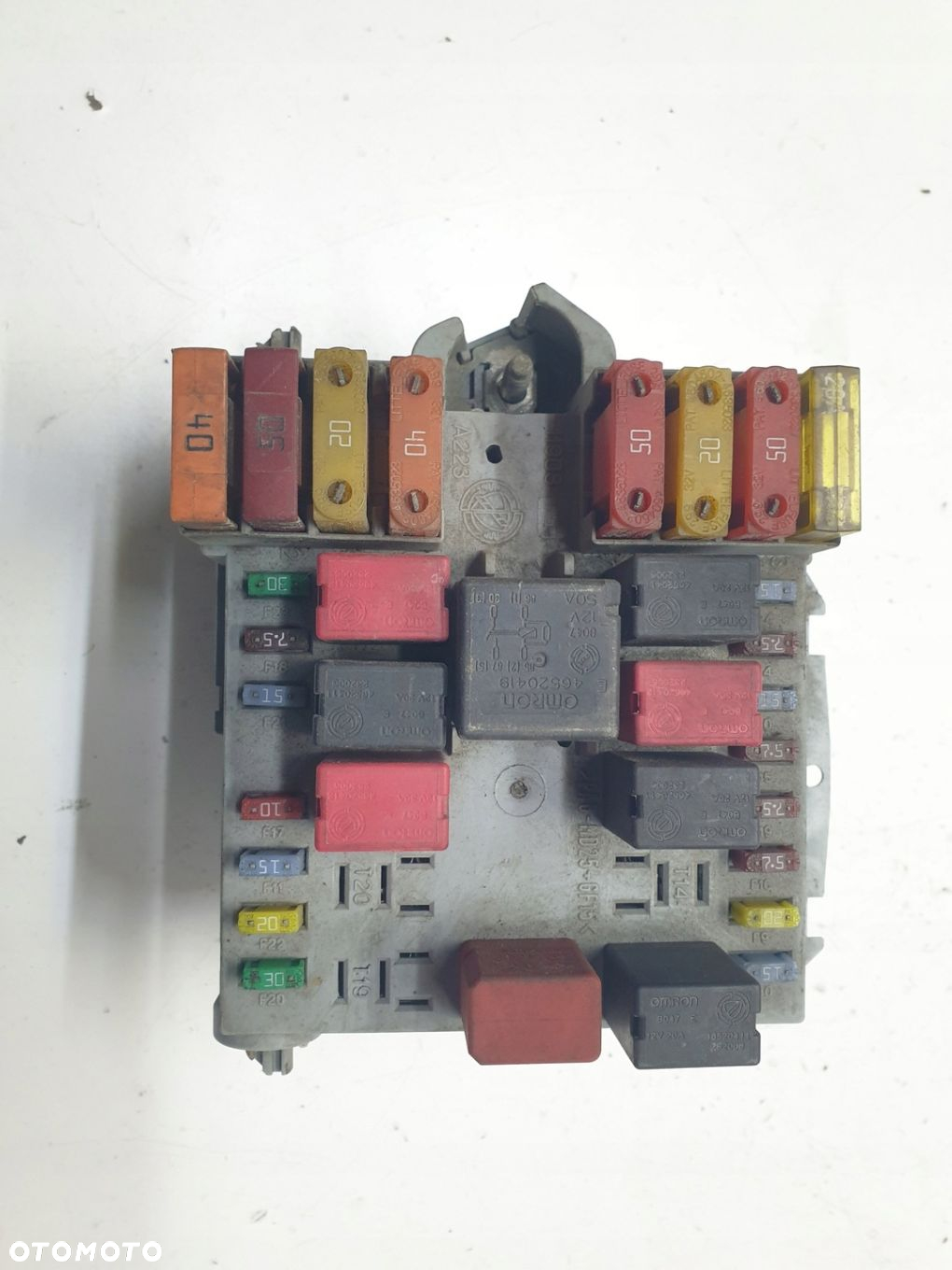 SKRZYNKA BEZPIECZNIKÓW CITROEN JUMPER II 1349948080 - 2