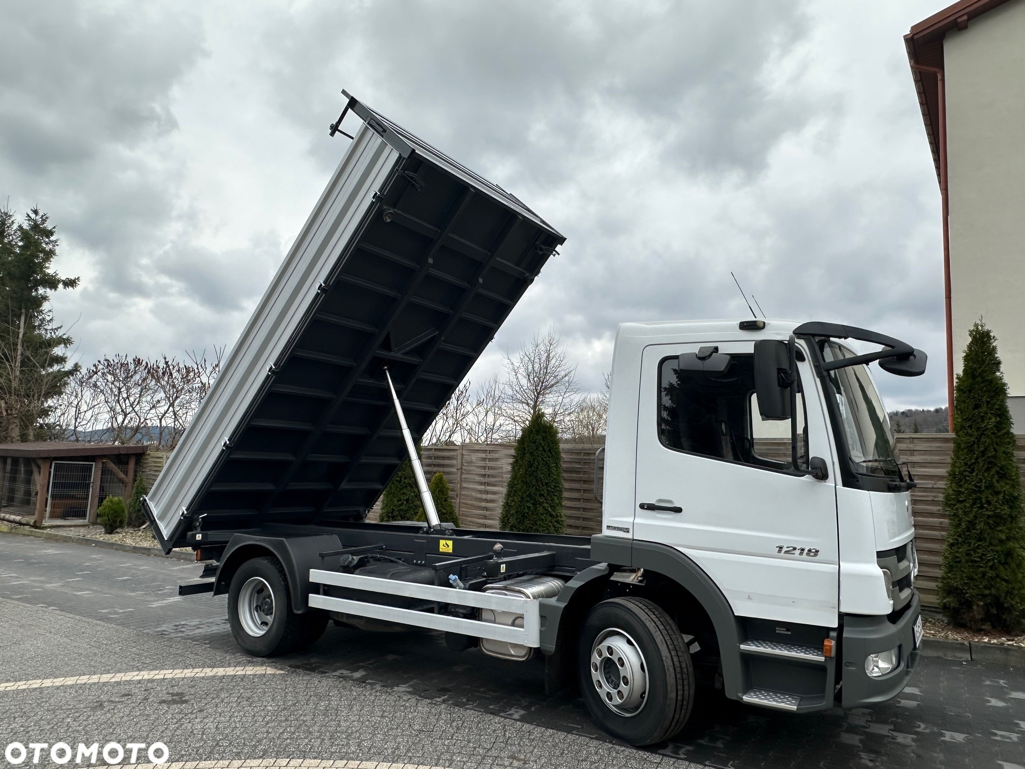 Mercedes-Benz Atego 1218 Wywrotka 2013 / 2015 - 8
