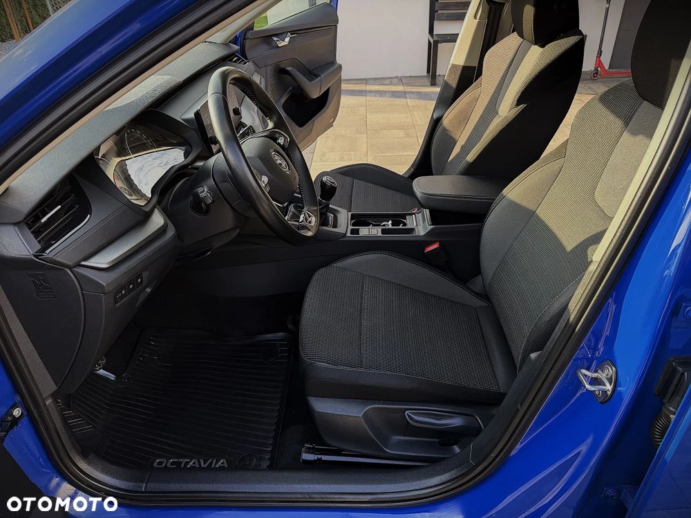 Skoda Octavia 2.0 TDI Ambition - 22