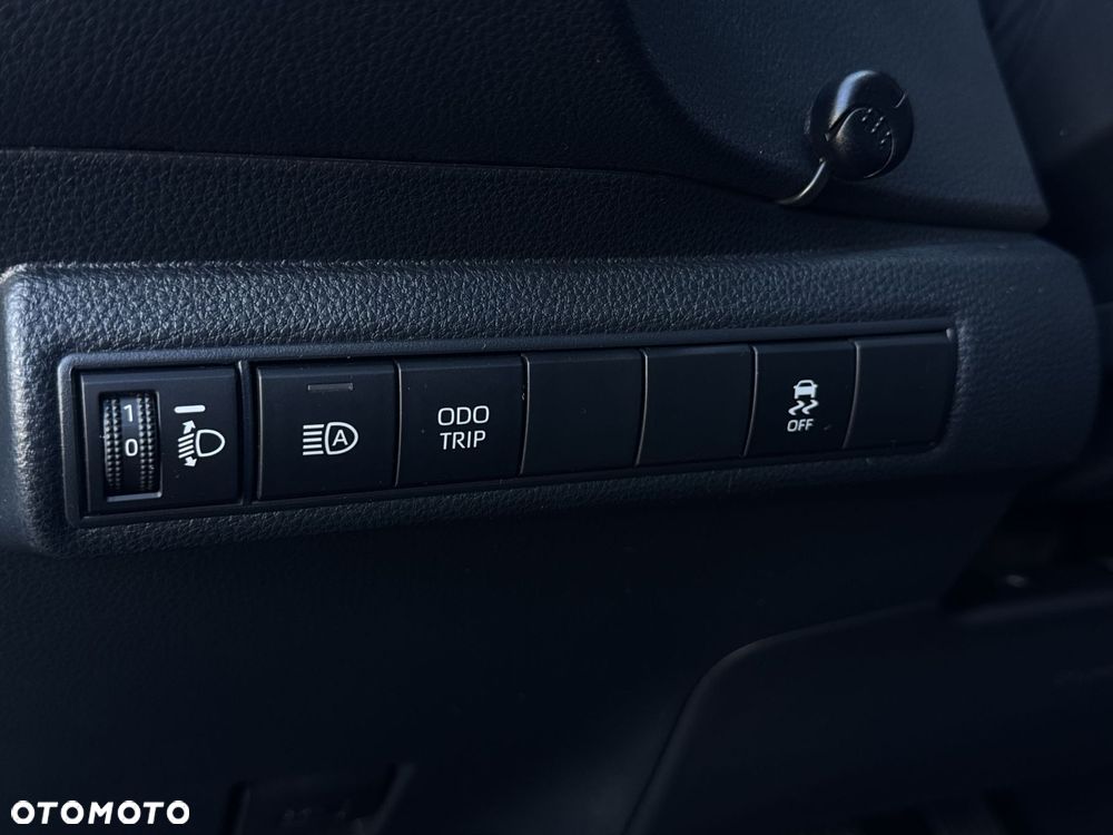 Toyota Corolla 1.8 Hybrid Comfort - 29