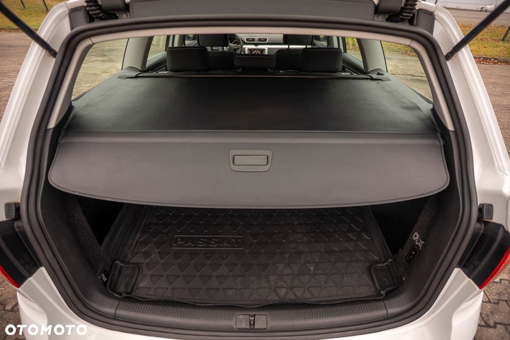 Volkswagen Passat 2.0 TDI DPF 4Mot Comfortline - 35