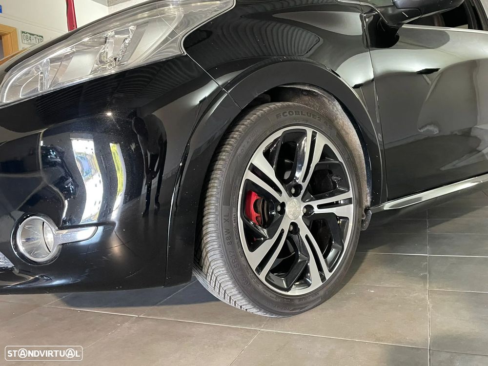 Peugeot 208 GTI 200 THP - 4