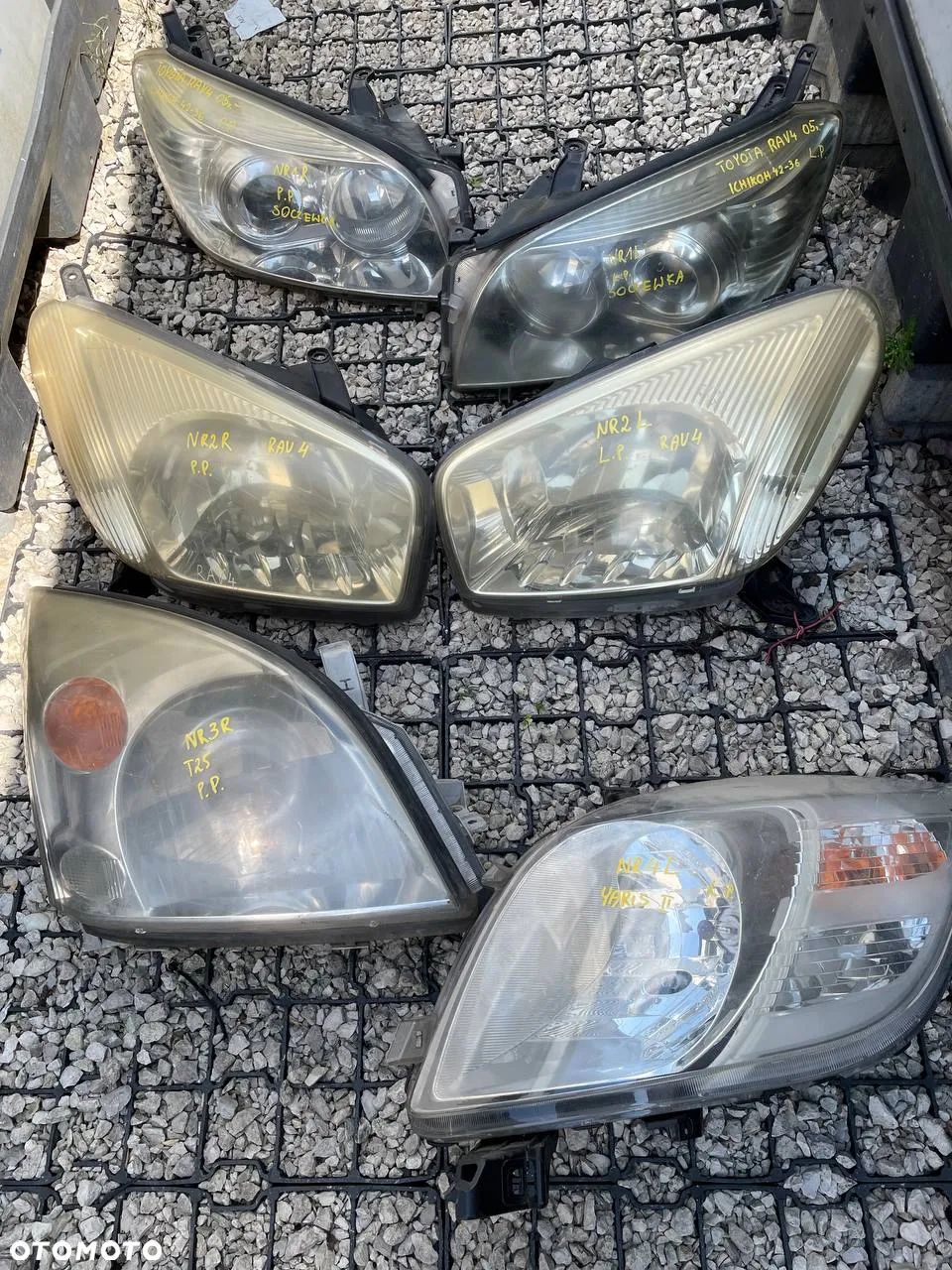 REFLEKTORY LEWE PRAWE TOYOTA MIGACZE HALOGENY LAMPA DO TABLICY - 1