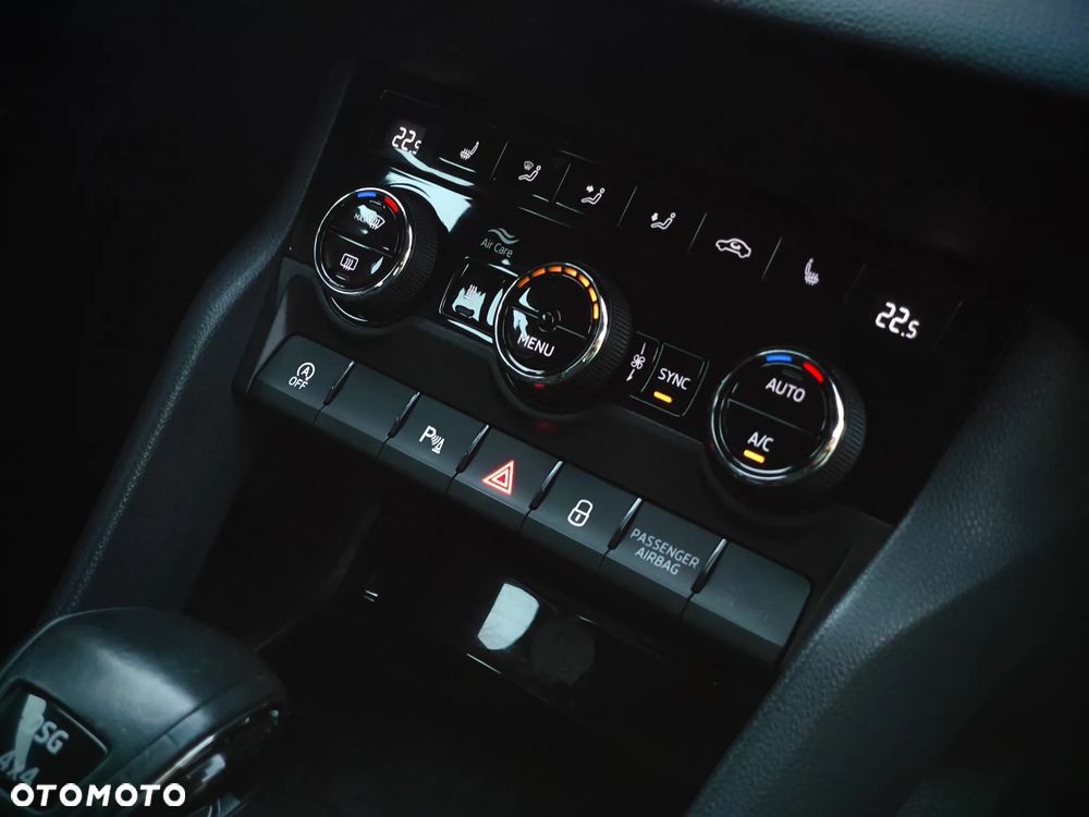 Skoda Karoq 2.0 TDI SCR 4x4 DSG Ambition - 22