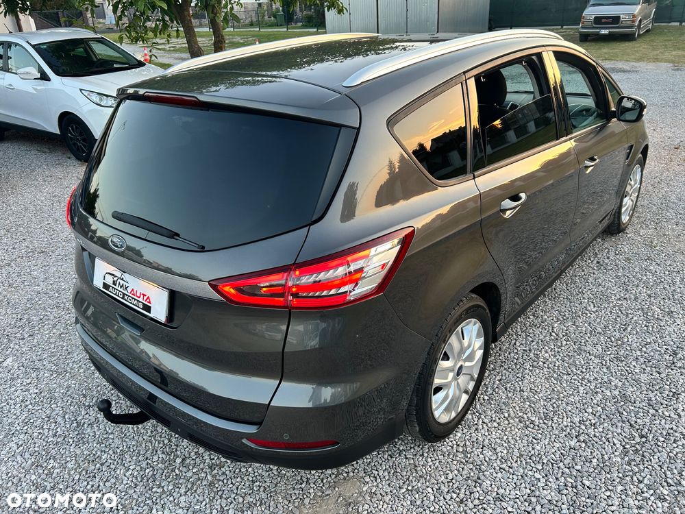 Ford S-Max - 21