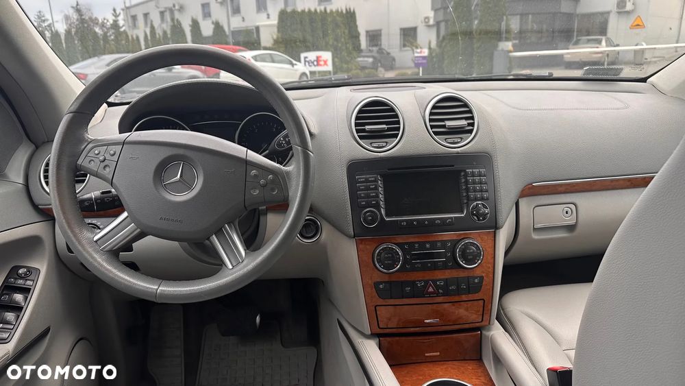 Mercedes-Benz GL 320 CDI 4Matic 7G-TRONIC - 10