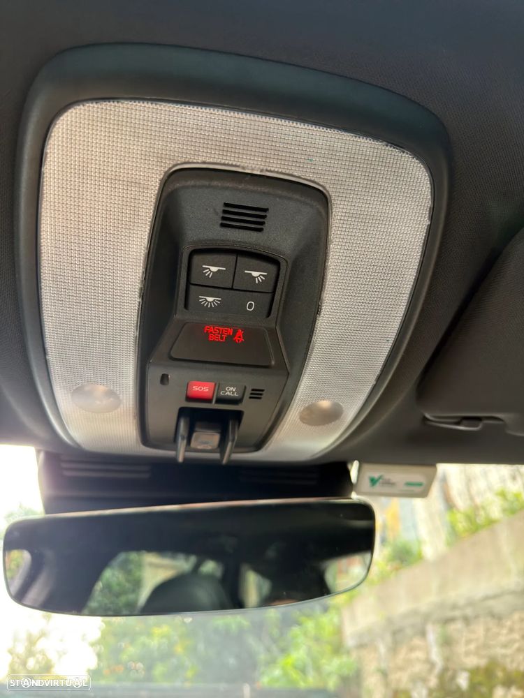 Volvo V60 2.4 D6 R-Design Sum.AWD Phev - 19