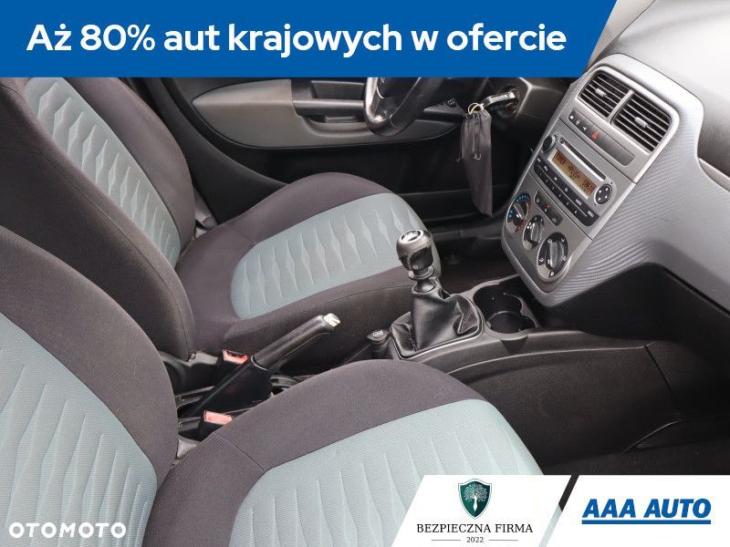 Fiat Grande Punto - 10