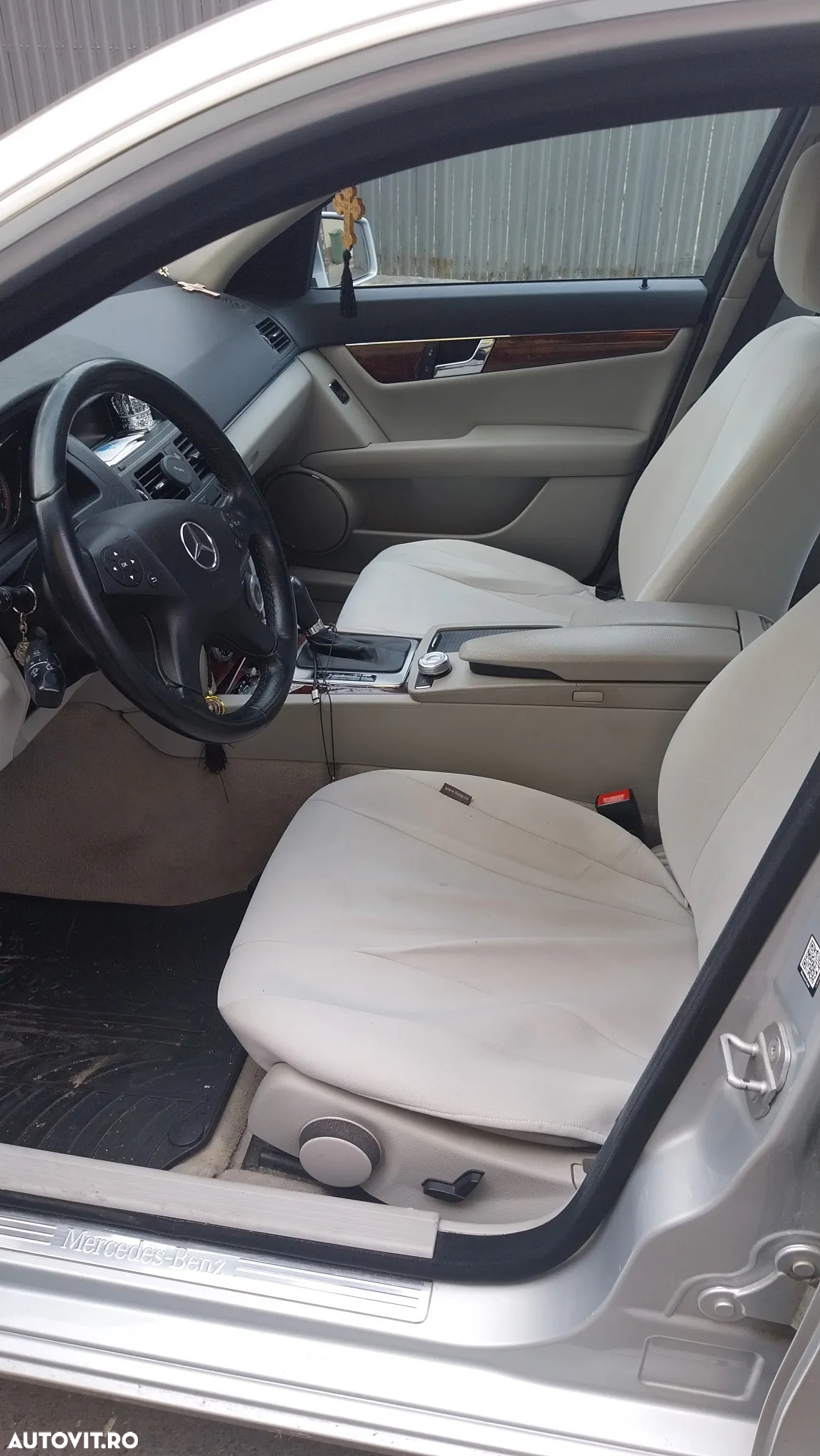 Mercedes-Benz C - 7