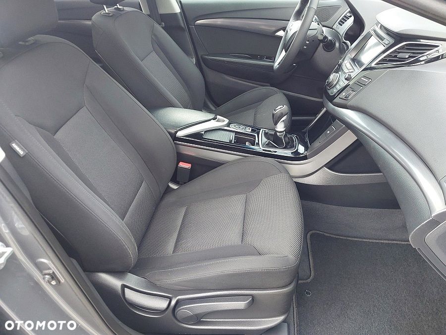 Hyundai i40 2.0 Premium - 31