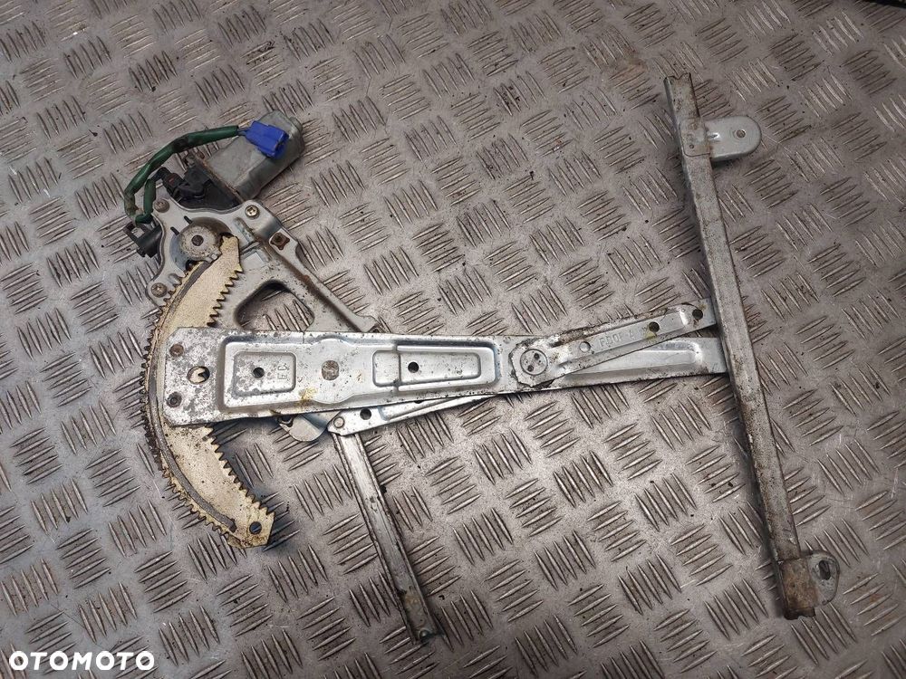 MECHANIZM PODNOŚNIK SZYBY LEWY PRZÓD ELEKTRYCZNY SUBARU FORESTER I - 2