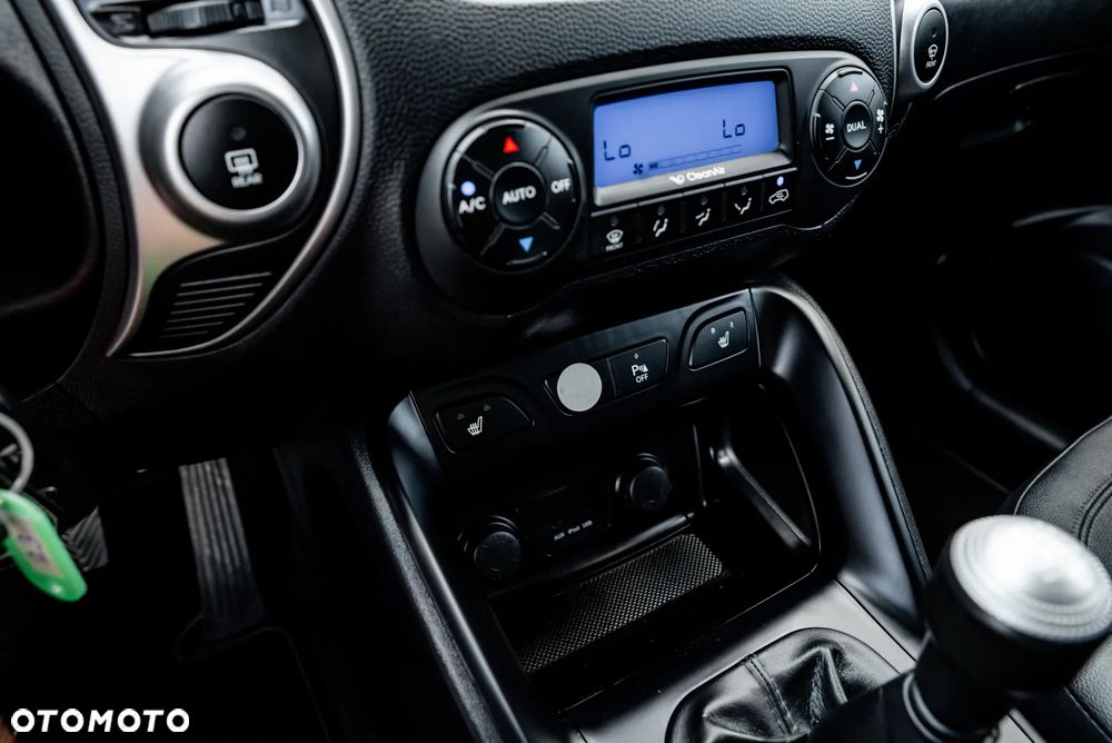Hyundai ix35 2.0 4WD Premium - 39