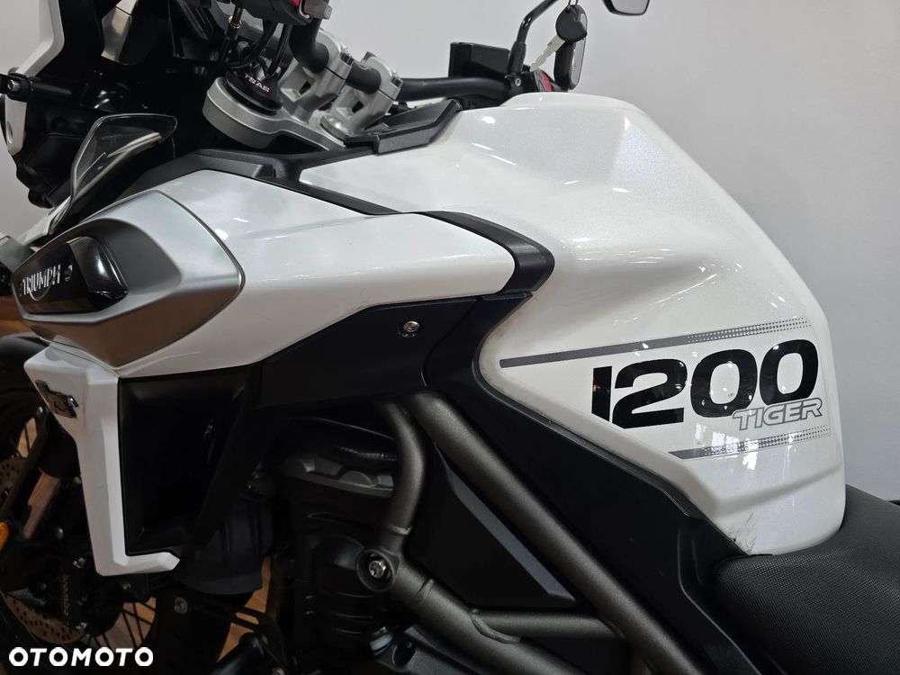 Triumph Tiger - 11