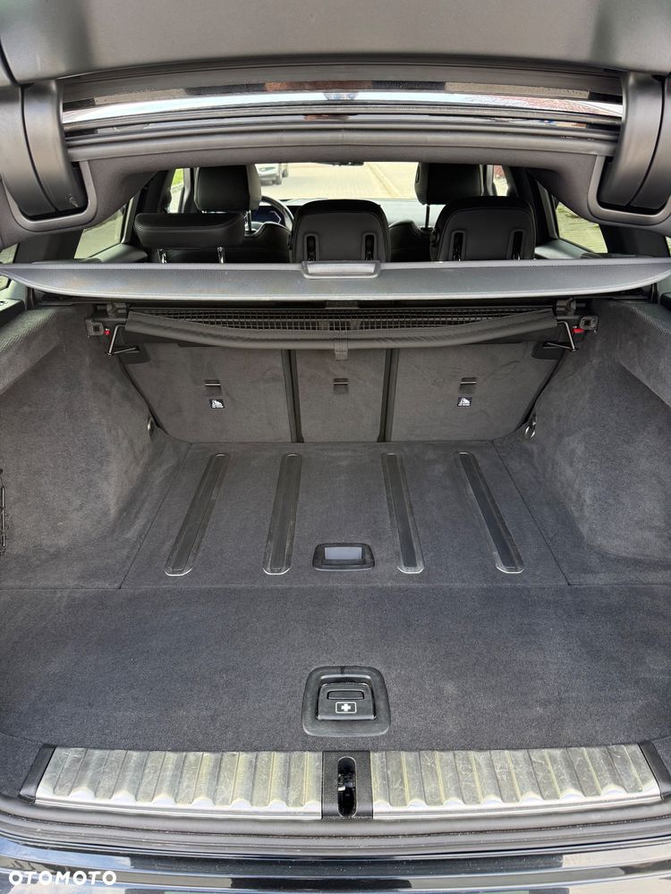 BMW Seria 3 320d xDrive Sport Line - 31