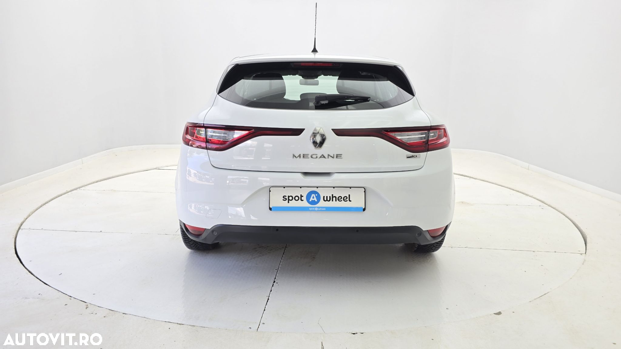 Renault Megane Blue dCi 116 Zen - 7