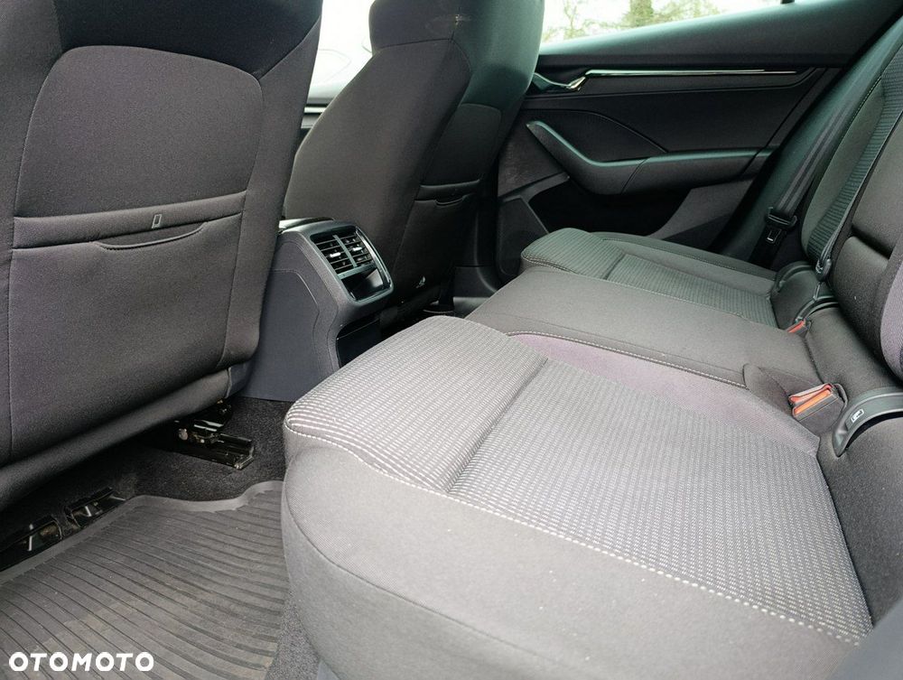 Skoda Octavia 1.5 TSI ACT Ambition - 20