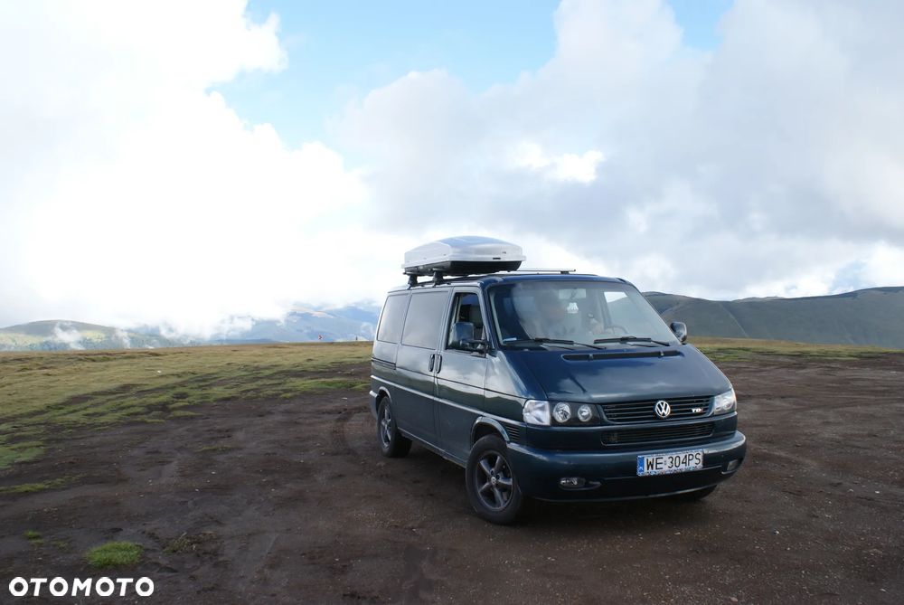 Volkswagen Multivan - 1