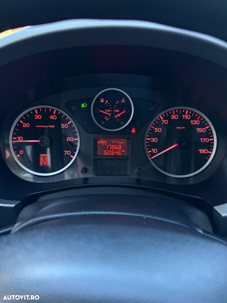 Peugeot Partner - 12