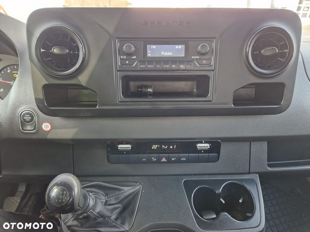 Mercedes-Benz 315 Sprinter - 12