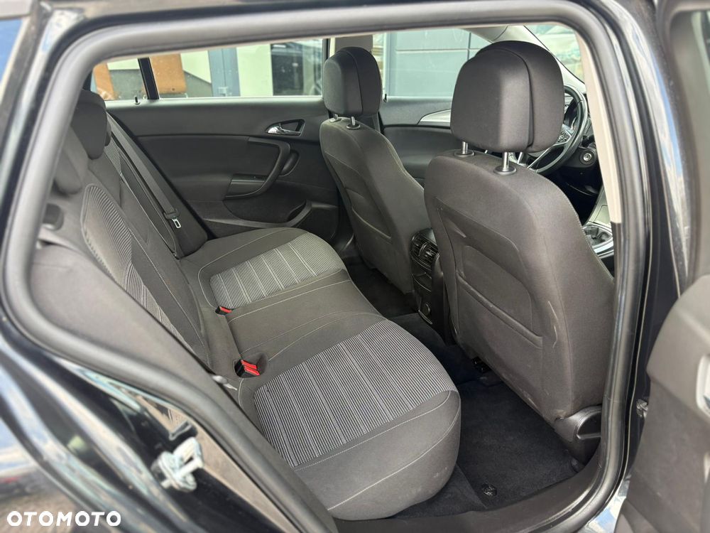 Opel Insignia 1.4 T Active S&S - 14