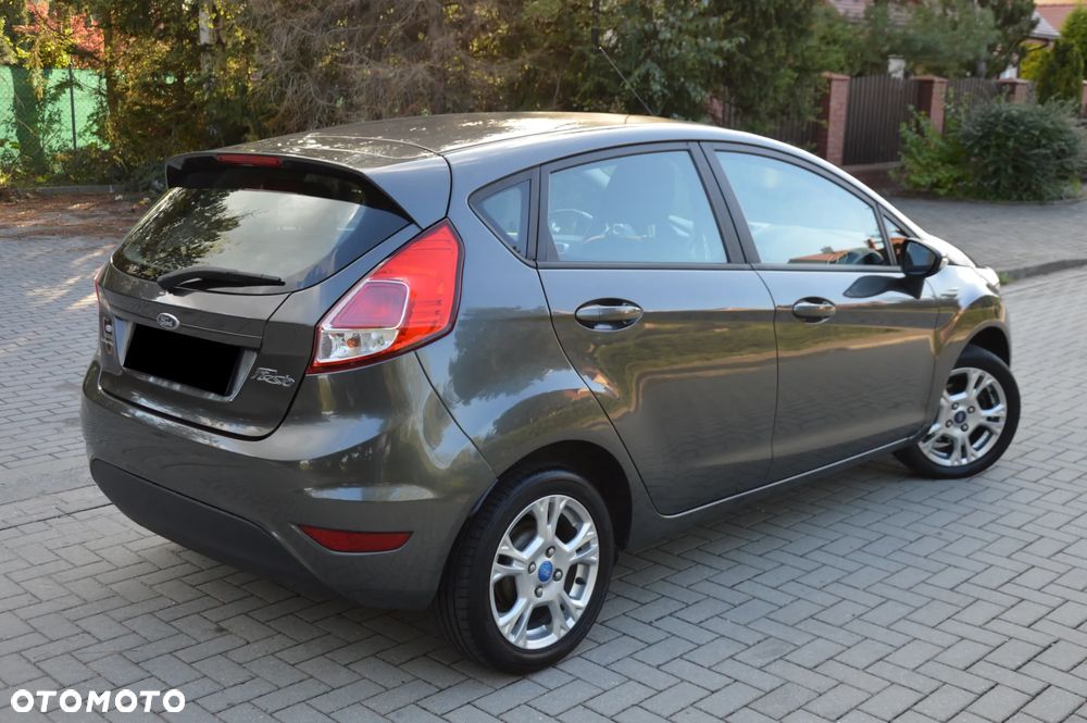 Ford Fiesta 1.25 Platinium X - 3