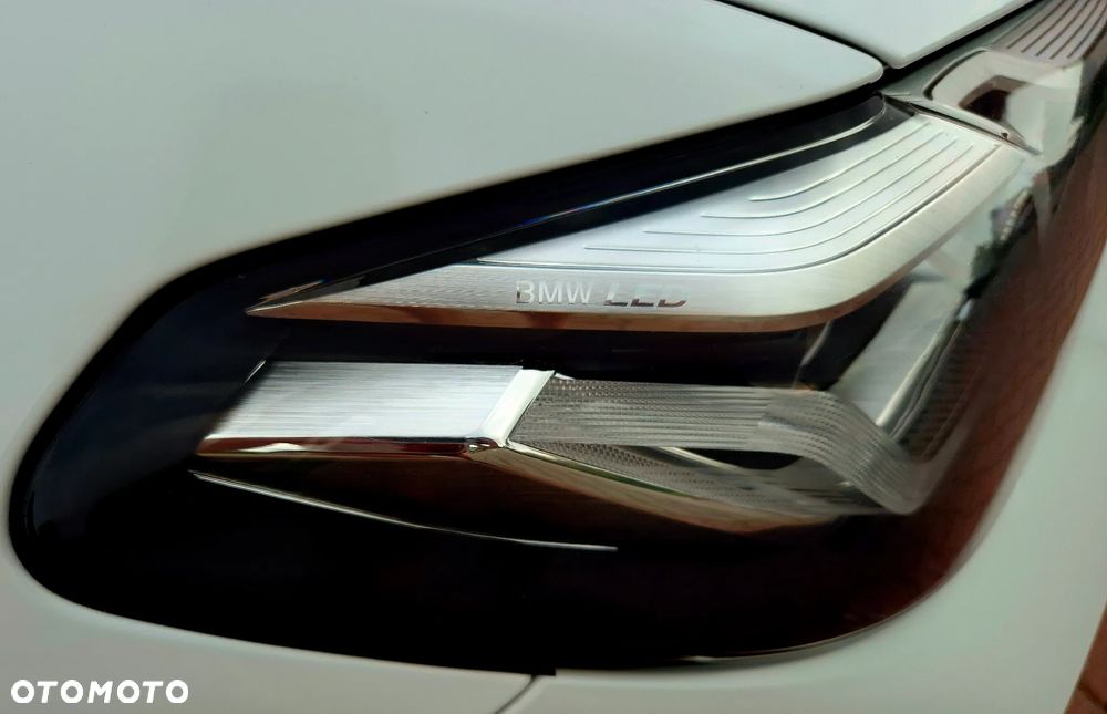 BMW Seria 5 540i xDrive mHEV M Sport sport - 19