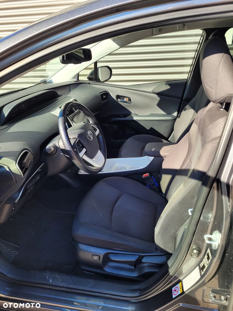 Toyota Prius 1.8 Hybrid Prestige - 17