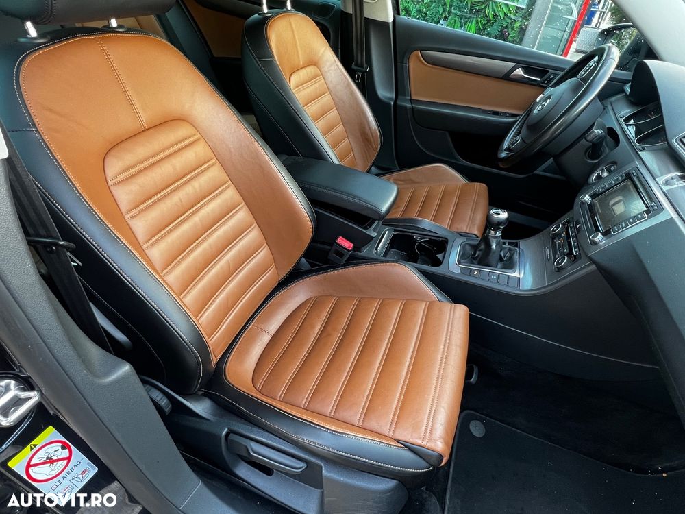 Volkswagen Passat - 16