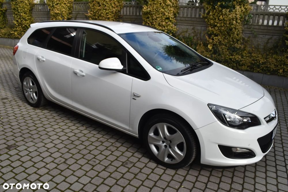 Opel Astra 1.4 Turbo Sports Tourer ENERGY - 12
