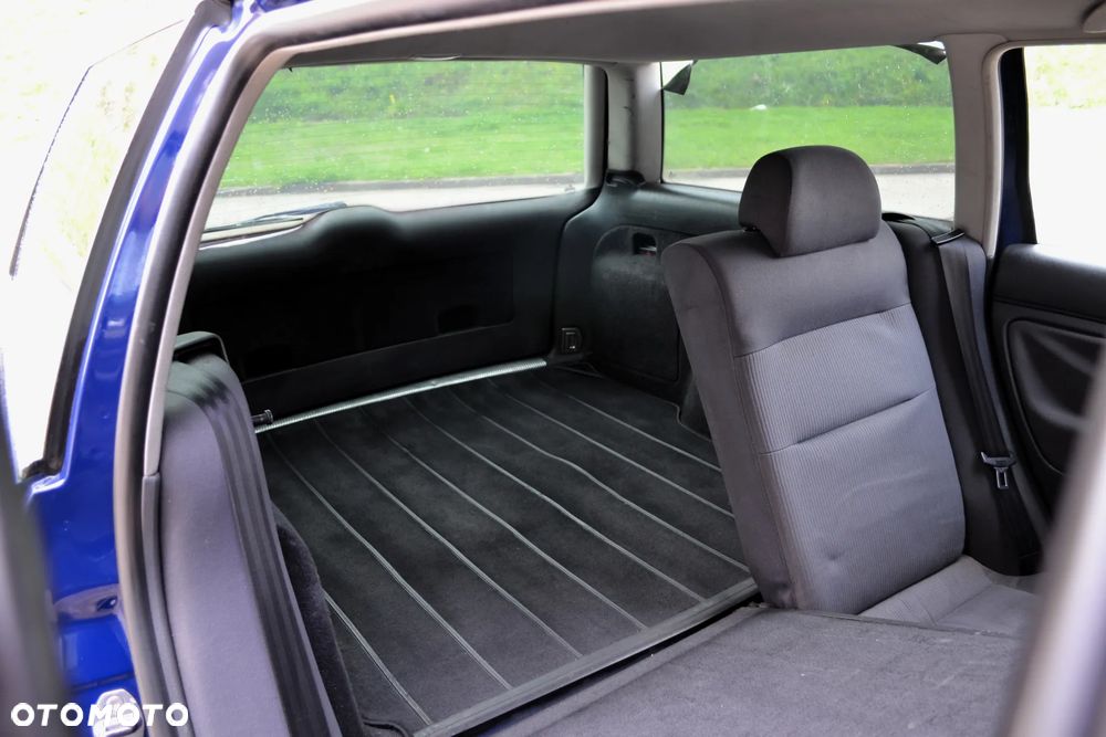 Volkswagen Passat Variant 1.9 TDI Comfortline Tiptr - 14