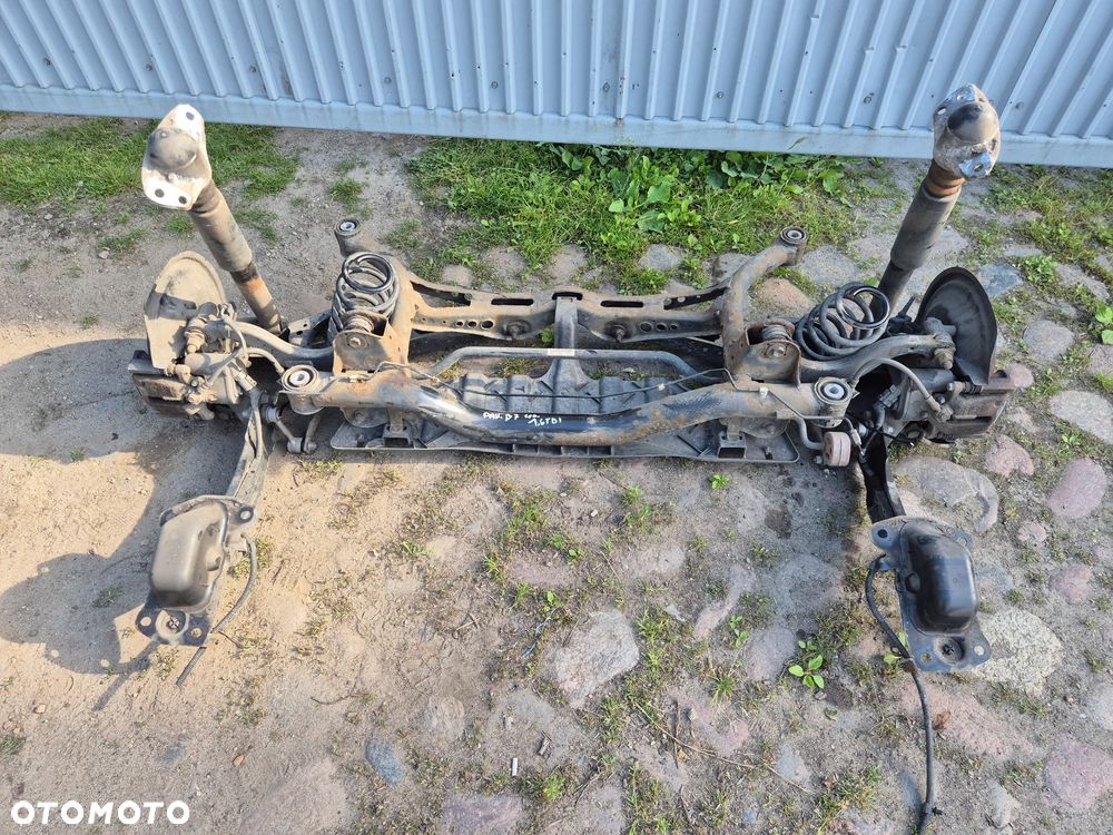 belka zawieszenie tył VW Passat B7 1.6 TDI