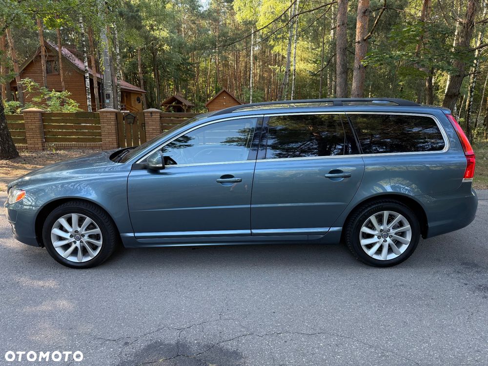 Volvo V70 D4 Momentum - 13