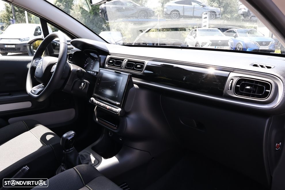 Citroën C3 1.2 PureTech Plus - 13