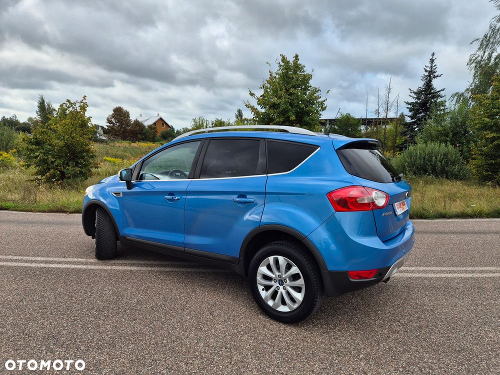 Ford Kuga 2.0 TDCi 2x4 Titanium - 3