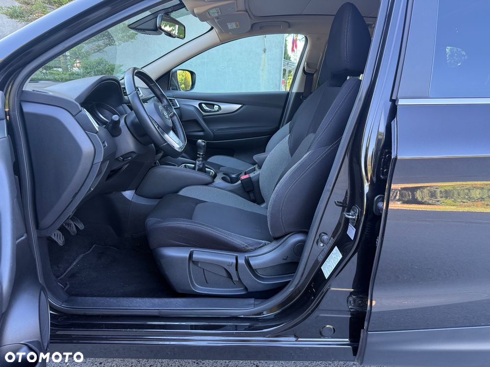 Nissan Qashqai 1.6 DIG-T N-Connecta - 11