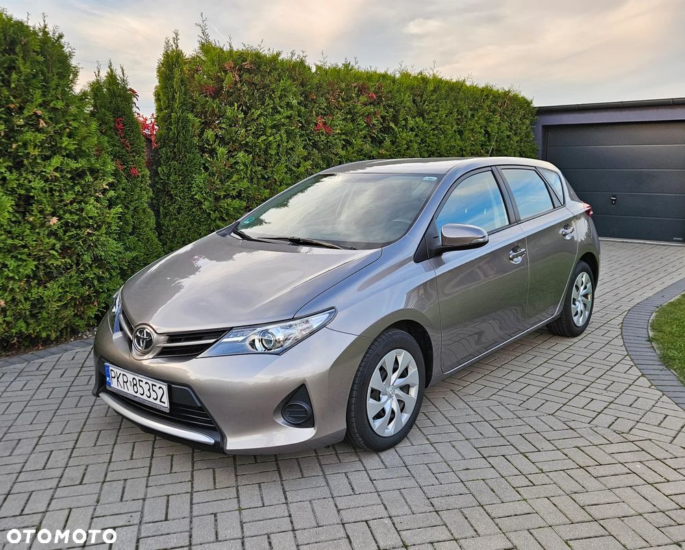 Toyota Auris 1.33 VVT-i - 5
