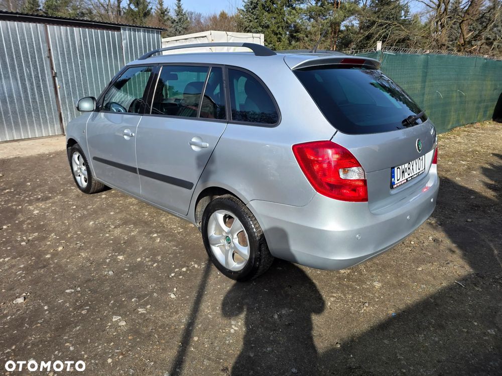 Skoda Fabia 1.2 HTP Elegance - 13