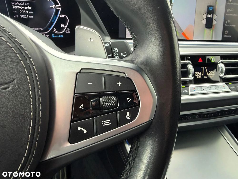 BMW X5 xDrive45e - 16