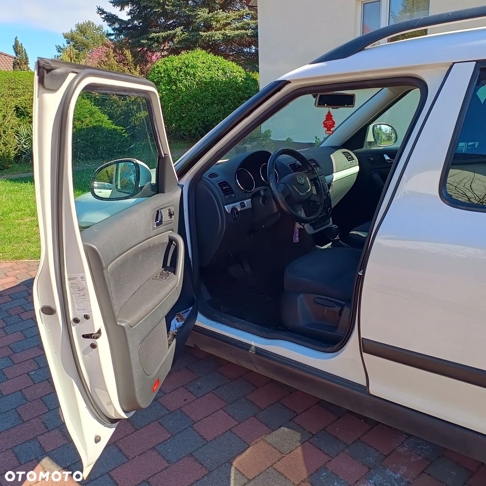 Skoda Yeti 1.2 TSI Ambition DSG - 17