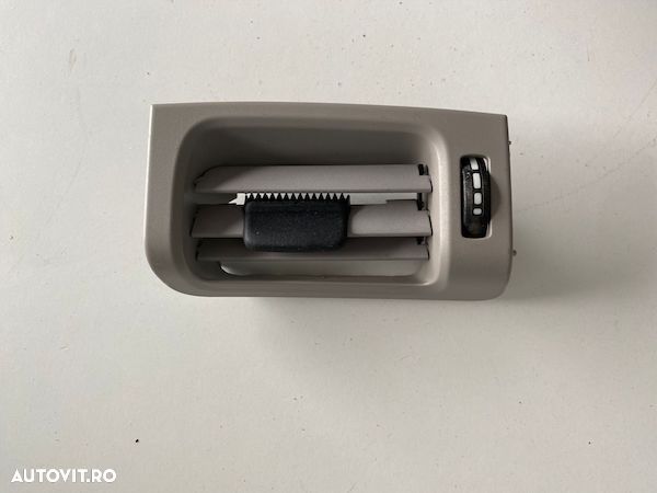 Ornament grila ventilatie aer dreapta VOLVO XC60 2018+ 31403240 - 3