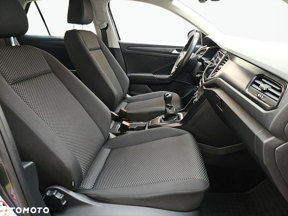 Volkswagen T-Roc - 14