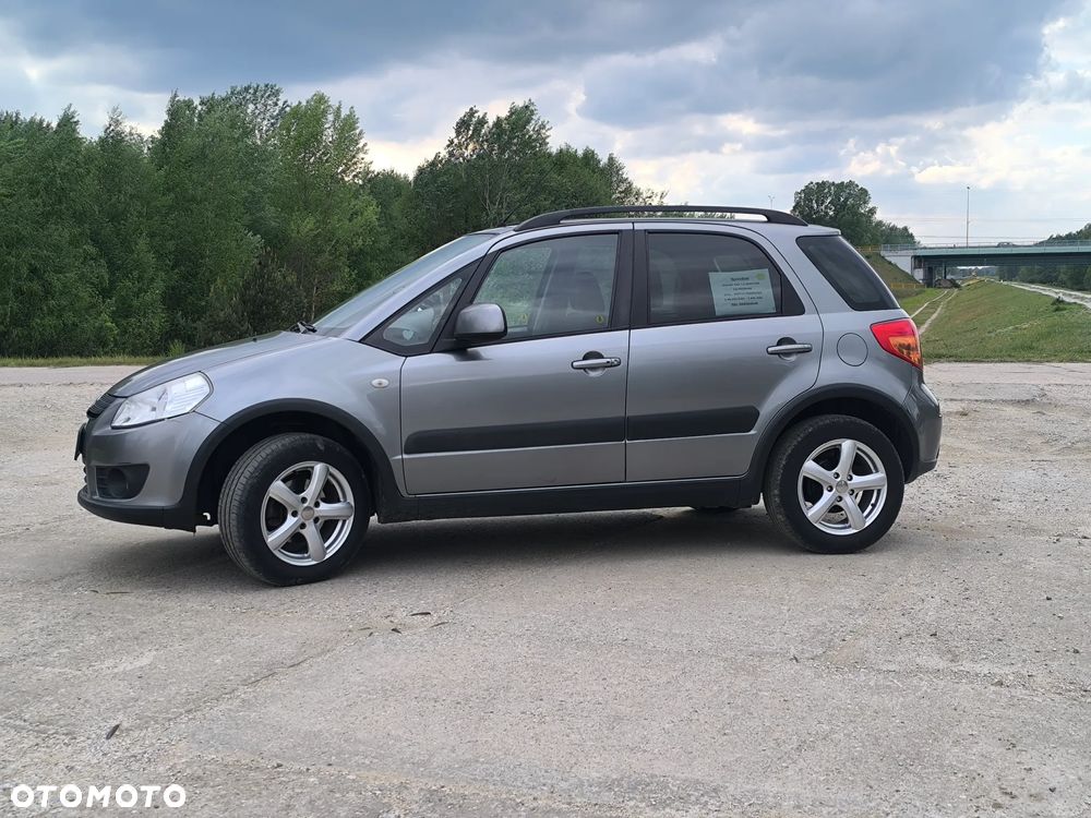 Suzuki SX4 1.6 GS / Premium 4WD - 5
