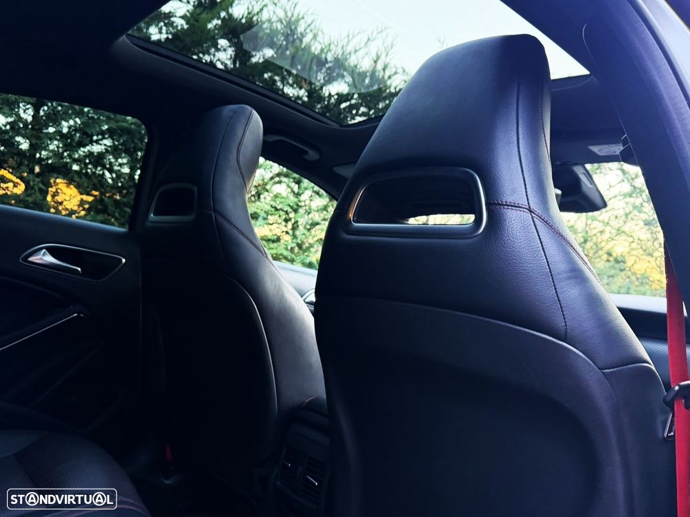 Mercedes-Benz A 45 AMG 4-Matic - 25