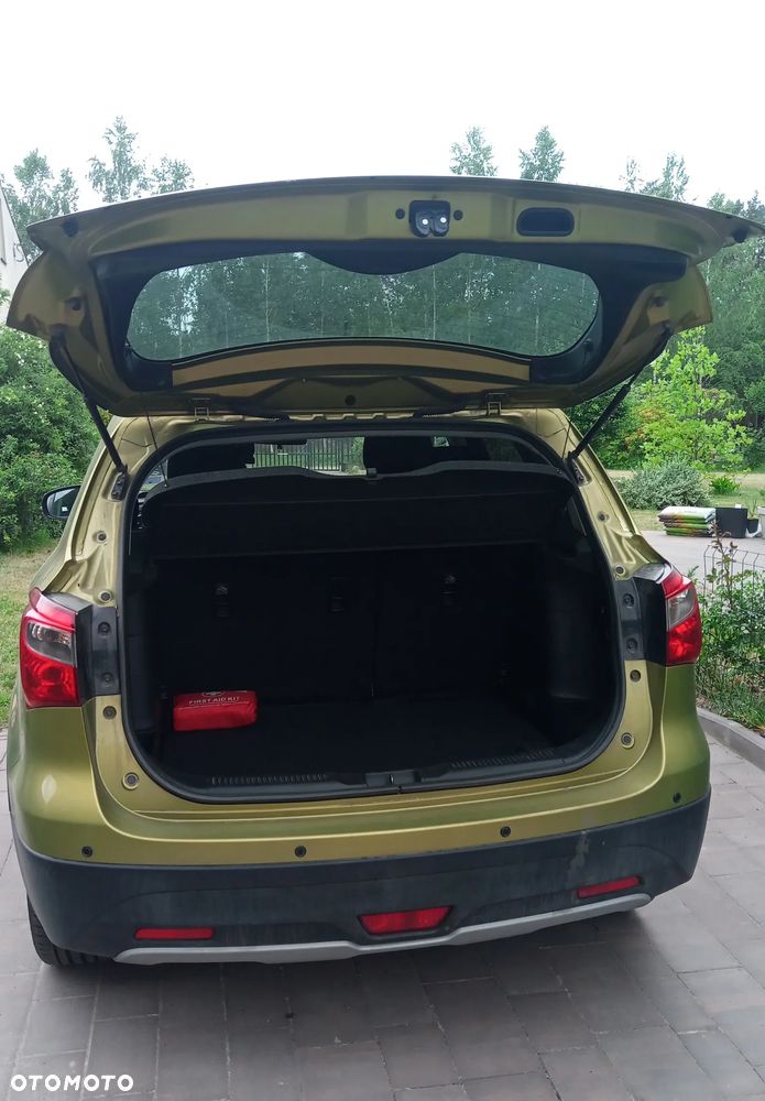Suzuki SX4 1.6 Comfort 4WD - 2