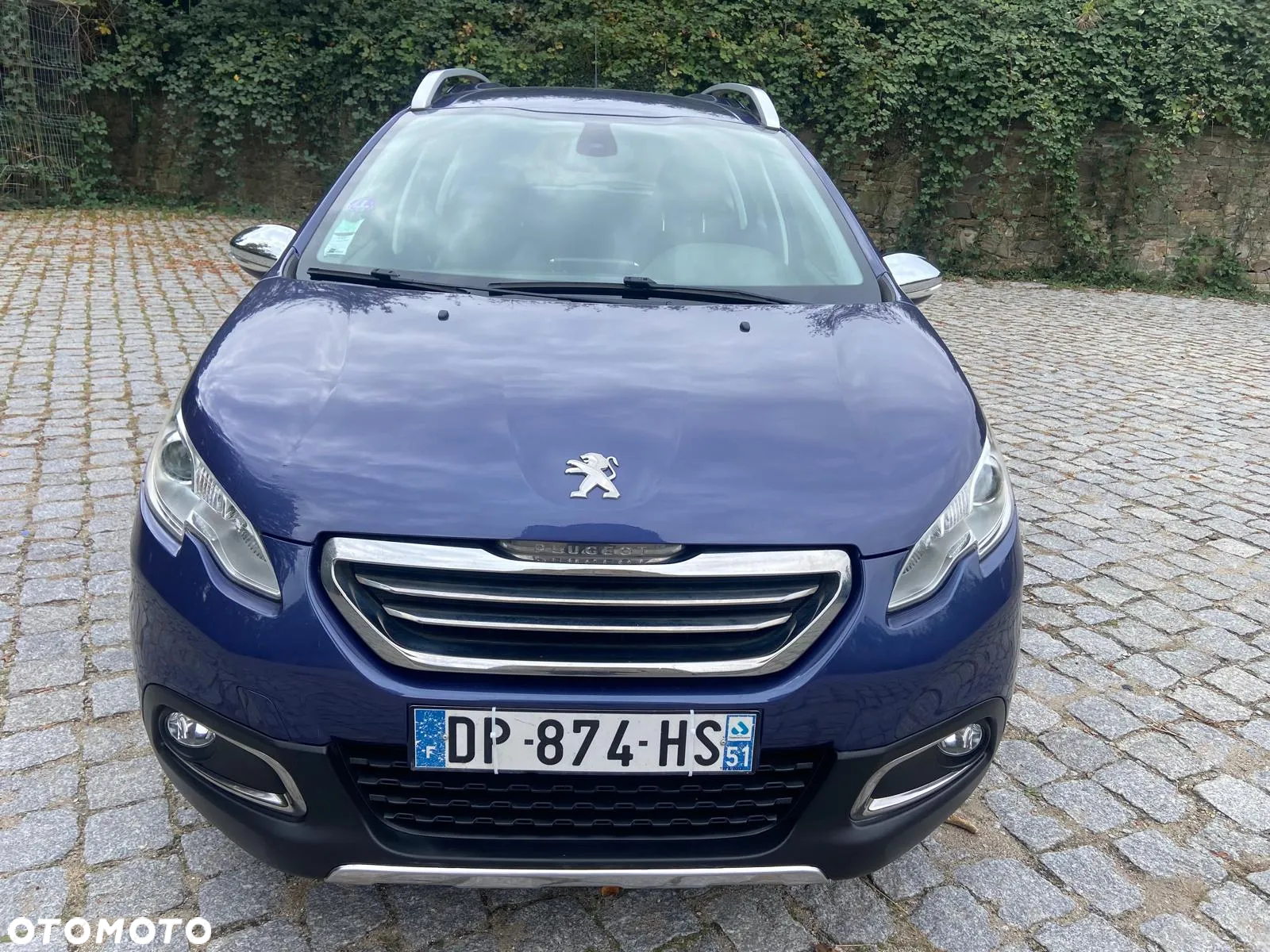 Peugeot 2008 1.2 Pure Tech Allure S&S - 10